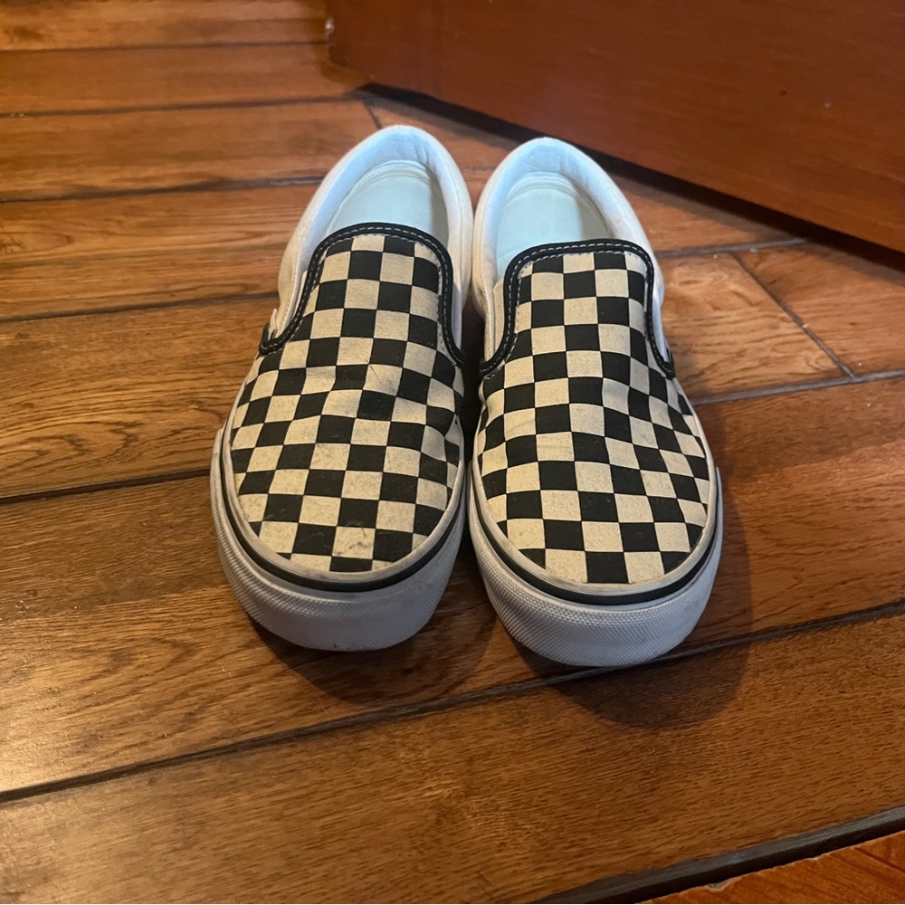 Vans - Picture 3 of 6